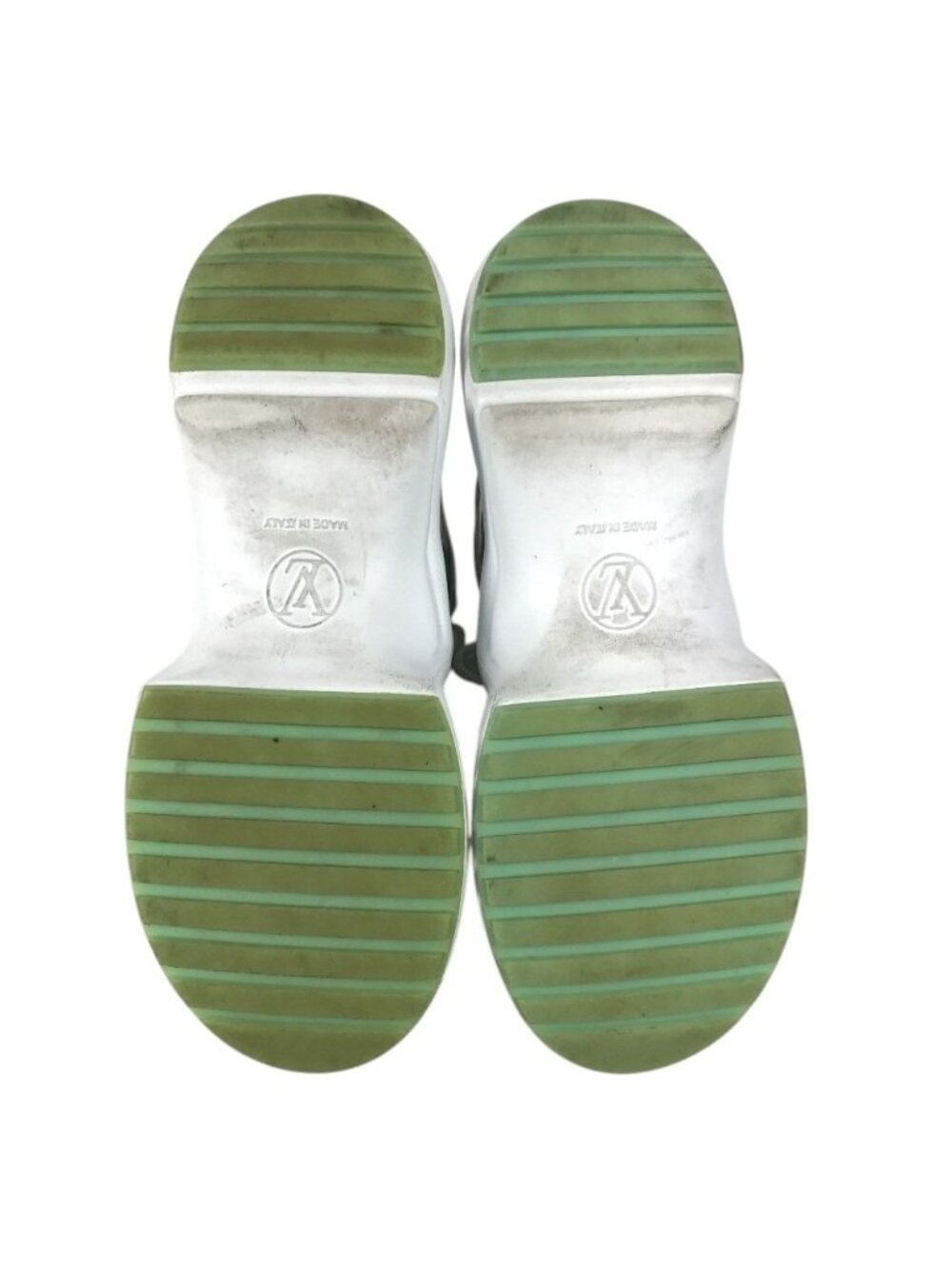 Louis Vuitton Sneakers Akrite Leather White - Picture 6 of 9
